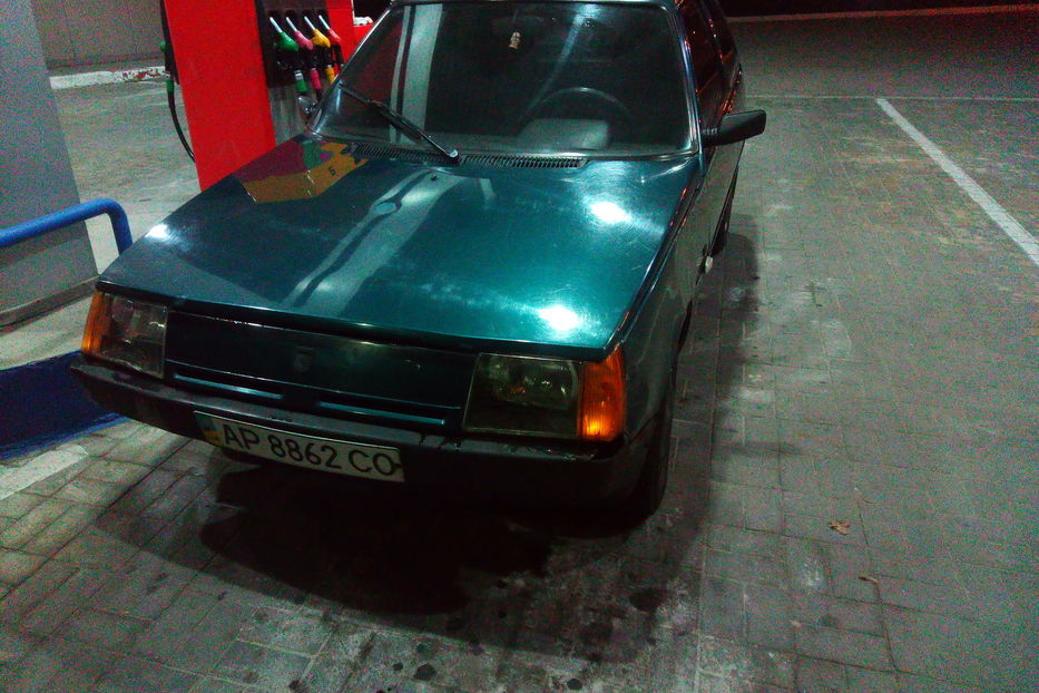 Продам ЗАЗ 1102 Таврия 1998 года в Запорожье