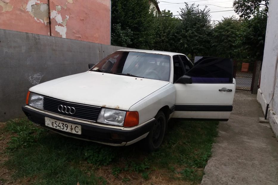 Продам Audi 100 с3 1985 года в Черновцах