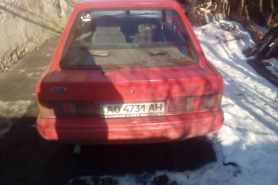 Продам Ford Escort 1989 года в г. Хуст, Закарпатская область