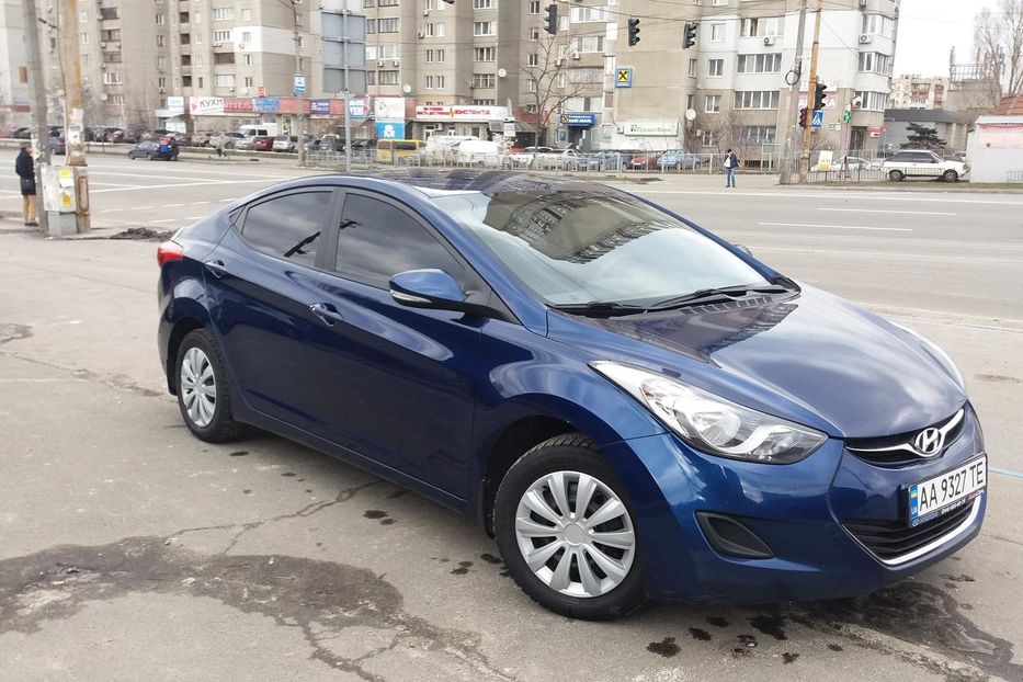Продам Hyundai Elantra 2012 года в Киеве