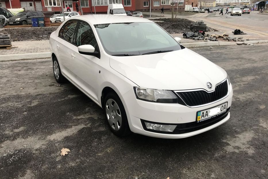 Продам Skoda Rapid Ambition 1.2 TSI 2013 года в Киеве