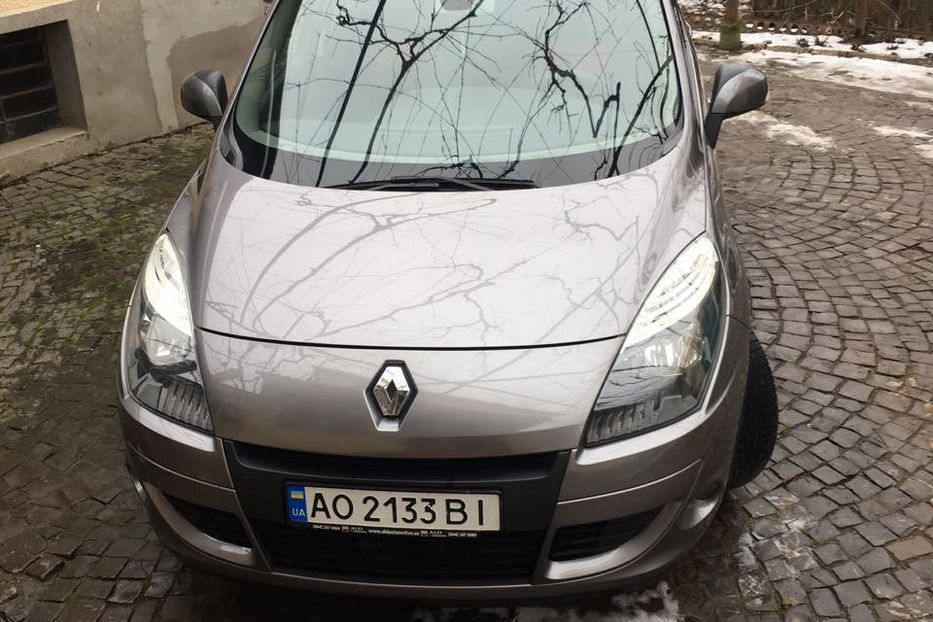 Продам Renault Scenic 2010 года в г. Мукачево, Закарпатская область