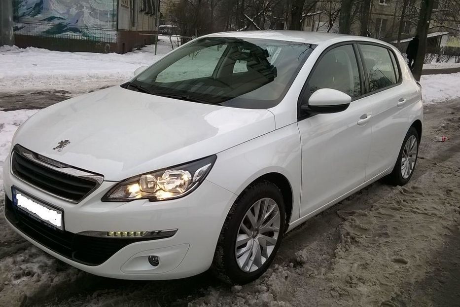 Продам Peugeot 308 2017 года в Киеве
