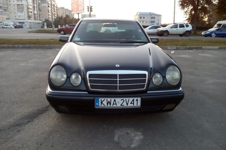 Продам Mercedes-Benz E-Class 1997 года в Хмельницком