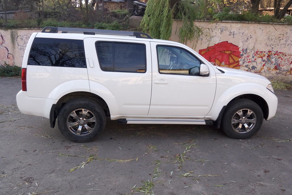 Продам Nissan Pathfinder 2010 года в Львове