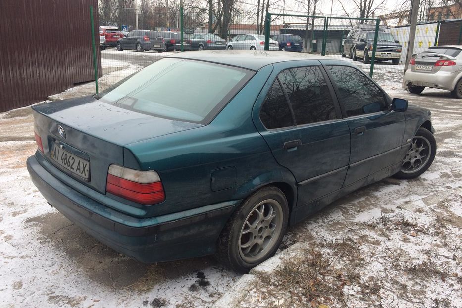 Продам BMW 118 1997 года в Киеве