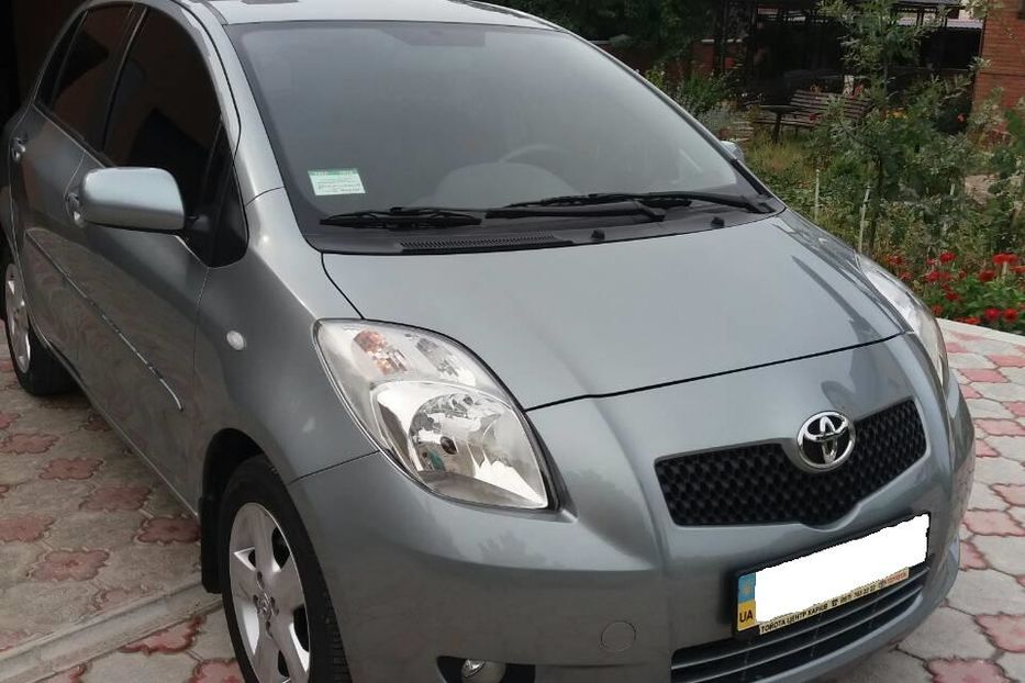 Продам Toyota Yaris 2008 года в Харькове