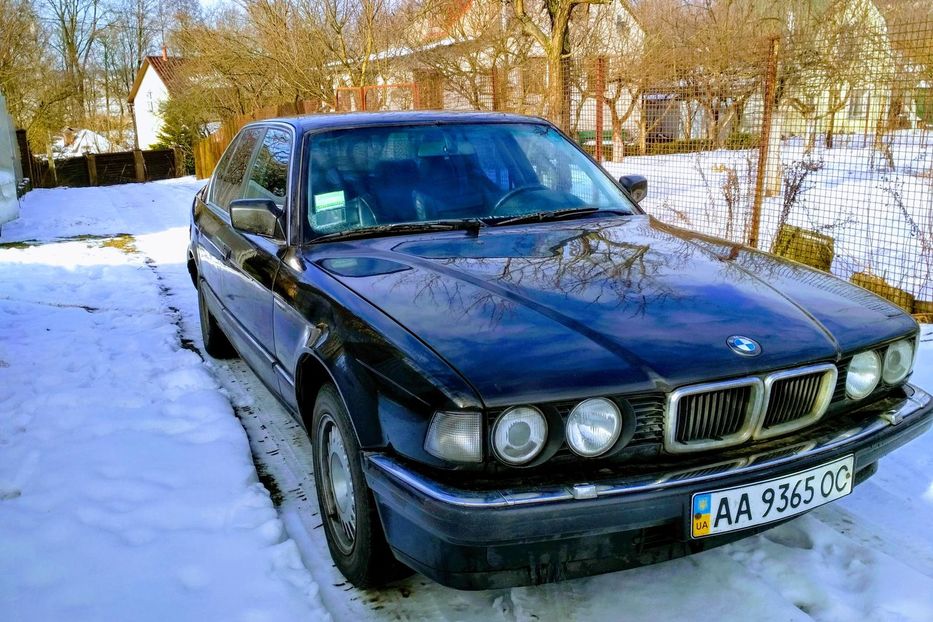 Продам BMW 750 1988 года в Киеве