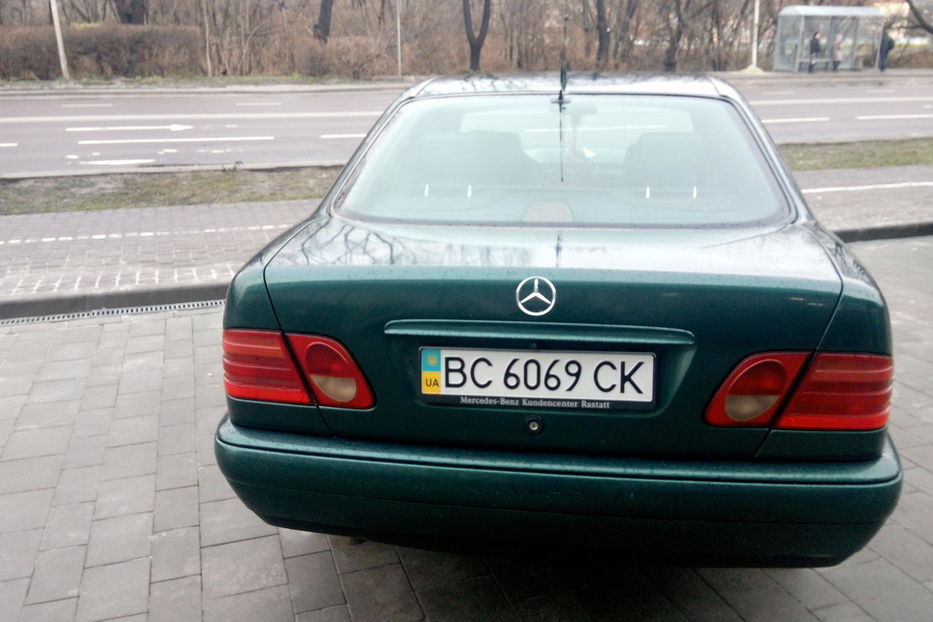 Продам Mercedes-Benz 210 Класік 1997 года в Львове