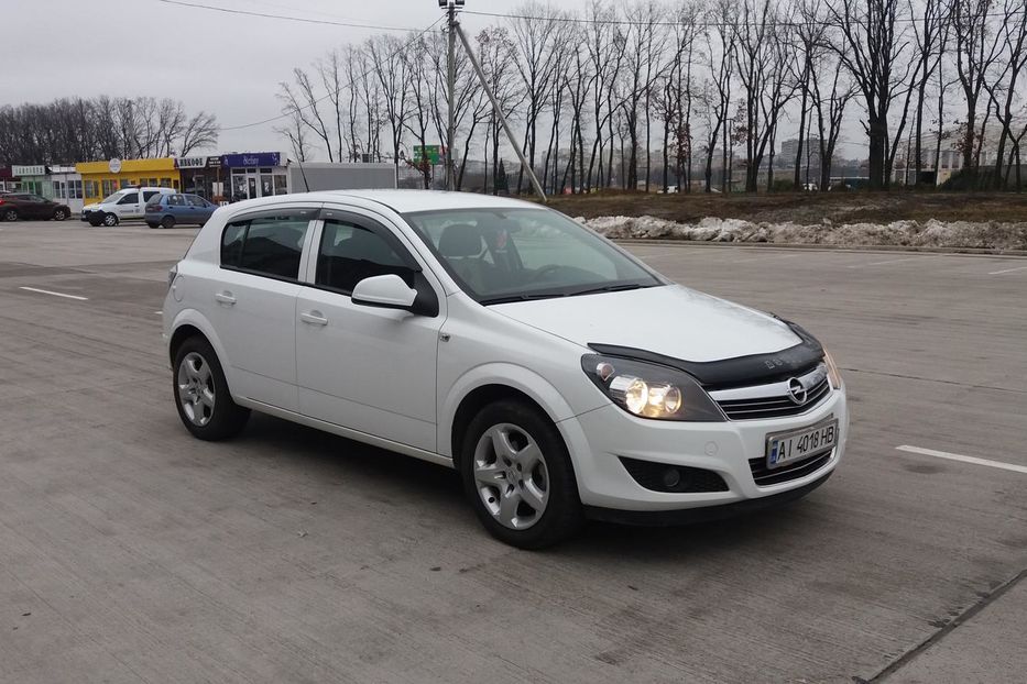 Продам Opel Astra H 2013 года в Киеве