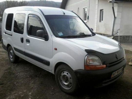 Продам Renault Kangoo пасс. 2003 года в Черновцах