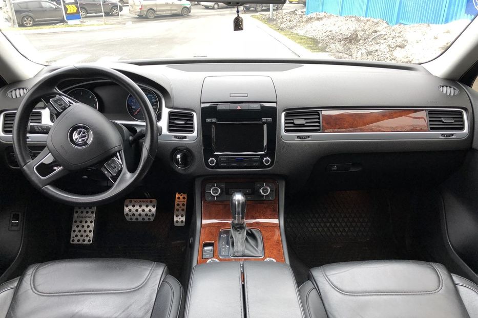 Продам Volkswagen Touareg Volkswagen Touareg  2012 2012 года в Киеве