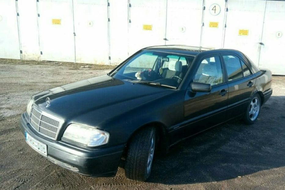 Продам Mercedes-Benz C-Class 1993 года в г. Кельменцы, Черновицкая область