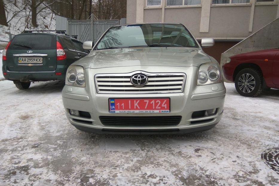 Продам Toyota Avensis Premium  2003 года в Киеве