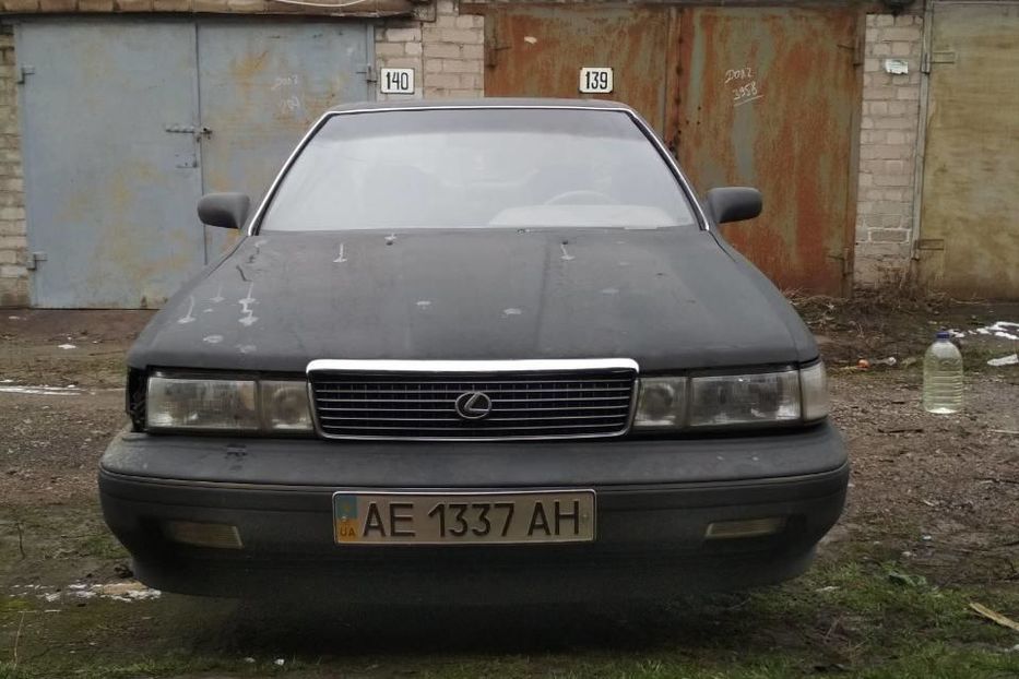 Продам Lexus ES 250 1991 года в Запорожье
