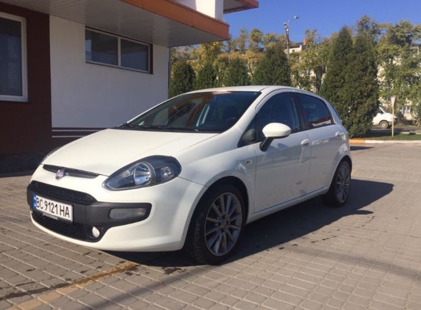 Продам Fiat Punto Evo 2011 года в Львове