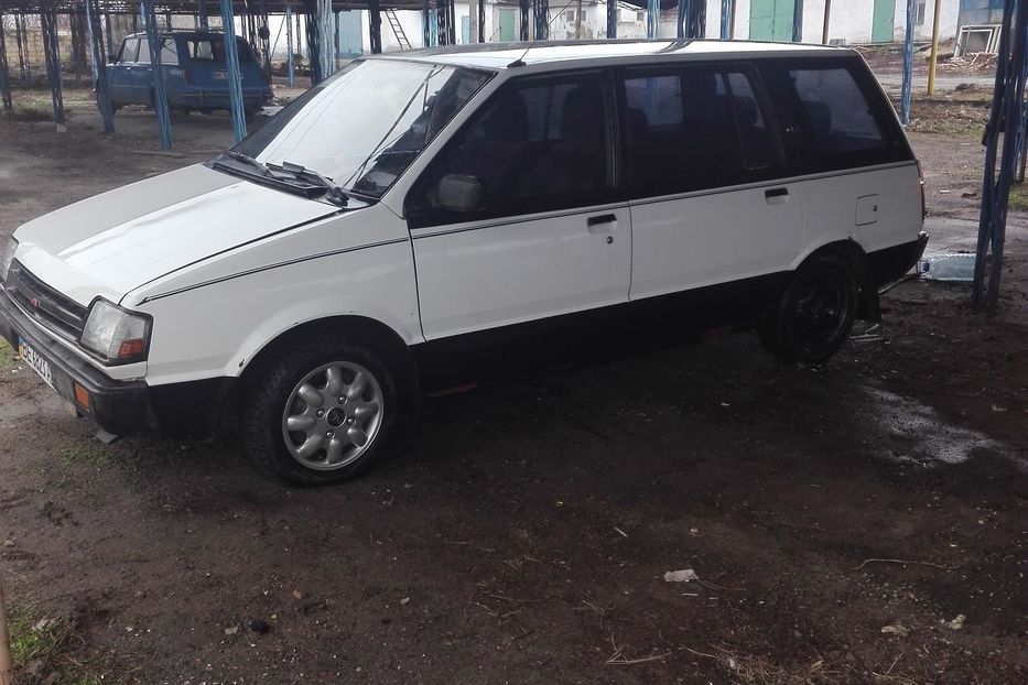 Продам Mitsubishi Space Wagon 1985 года в Николаеве