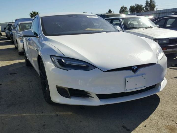 Продам Tesla Model S 2016 года в Одессе