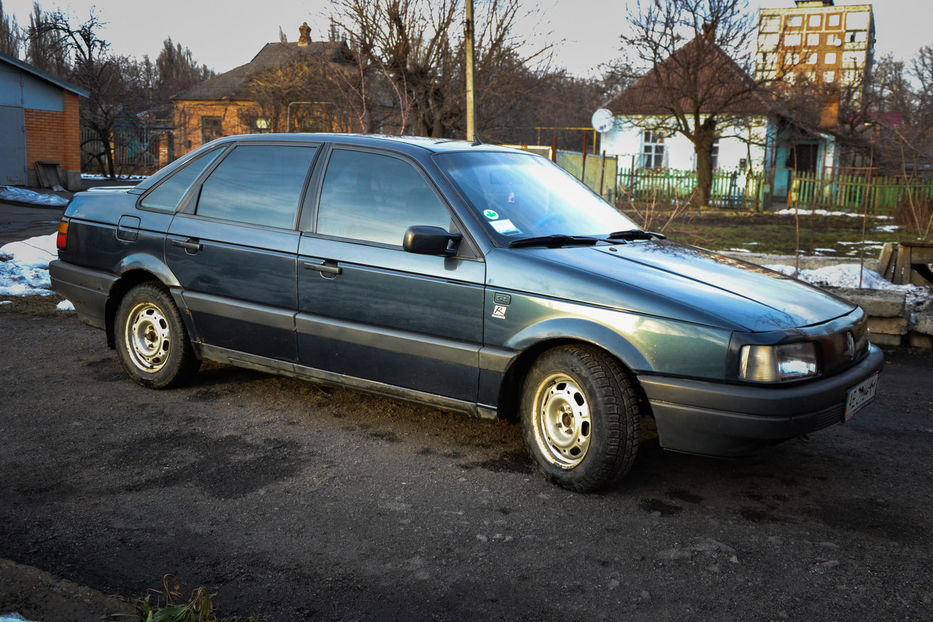 Продам Volkswagen Passat B3 0 1990 года в г. Кривой Рог, Днепропетровская область