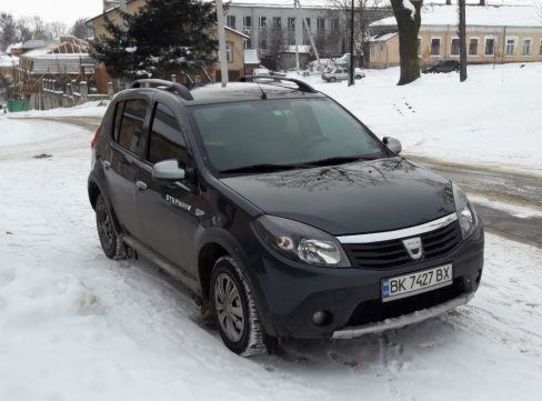 Продам Dacia Sandero StepWay 2011 года в г. Острог, Ровенская область