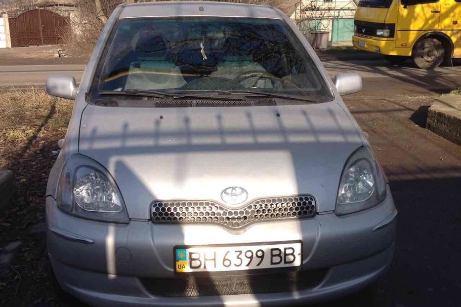 Продам Toyota Yaris 2001 года в Одессе