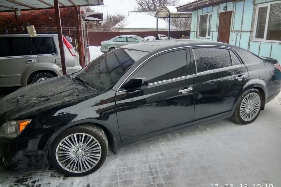 Продам Toyota Avalon 2009 года в Киеве