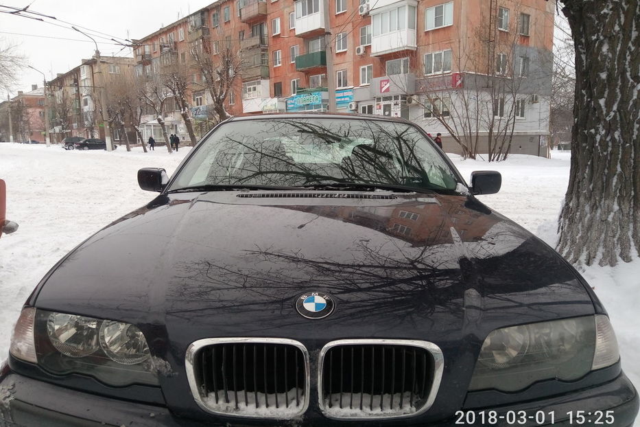 Продам BMW 320 2000 года в г. Алчевск, Луганская область