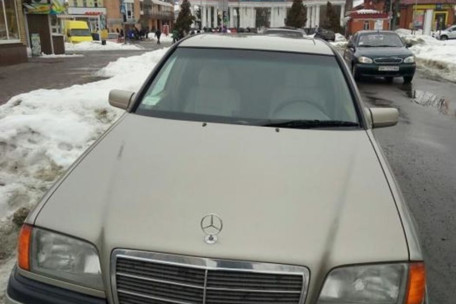 Продам Mercedes-Benz 220 С 1994 года в г. Миргород, Полтавская область