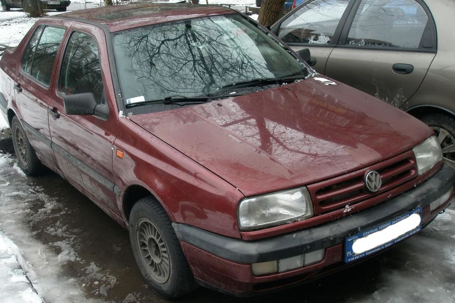 Продам Volkswagen Vento 1.8 1993 года в Полтаве