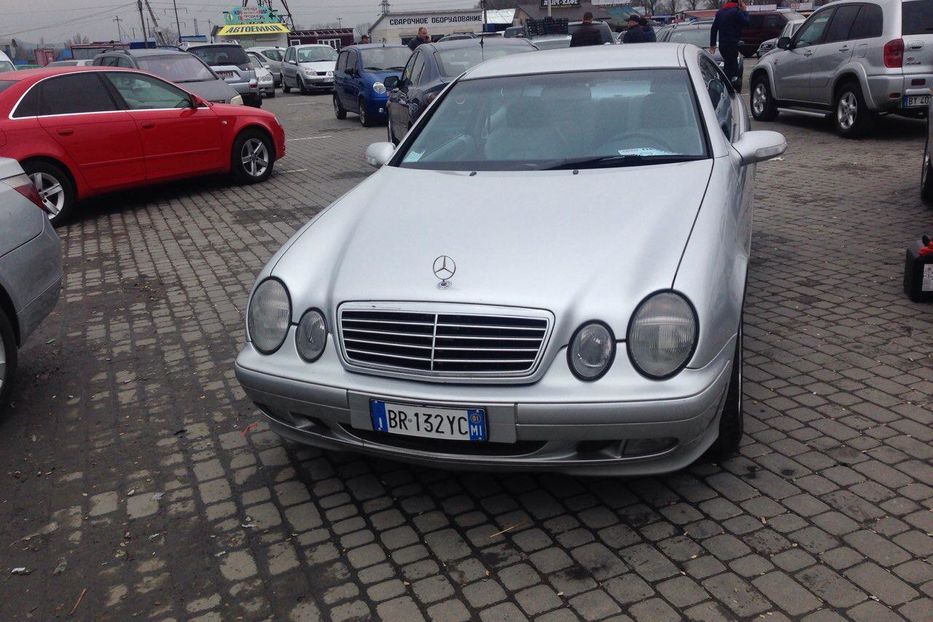 Продам Mercedes-Benz CLK 320 2001 года в Черновцах