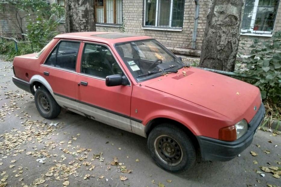 Продам Ford Orion 1986 года в Запорожье