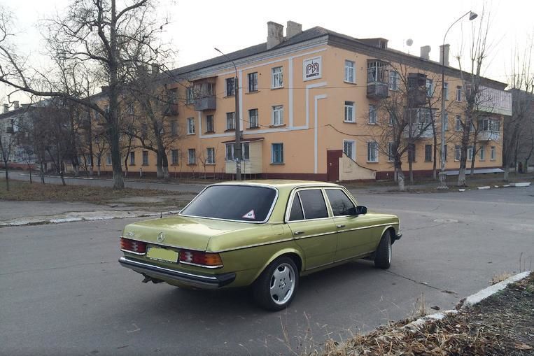 Продам Mercedes-Benz 230 230 W123 1976 года в Виннице