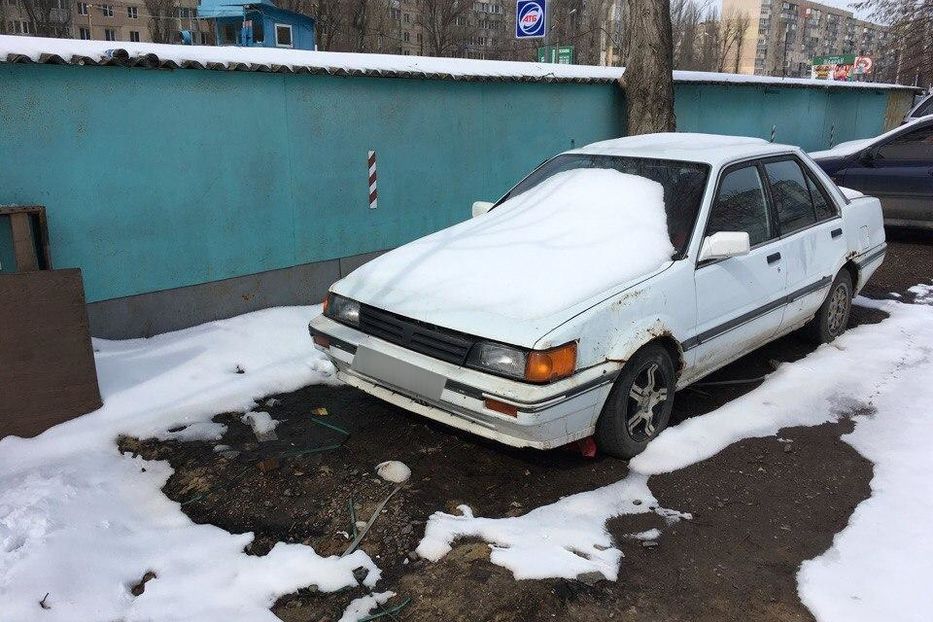 Продам Nissan Liberta Villa 1986 года в Одессе