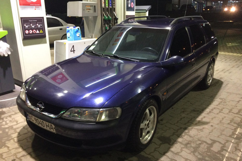 Продам Opel Vectra B 2.5 i V6 1997 года в Львове
