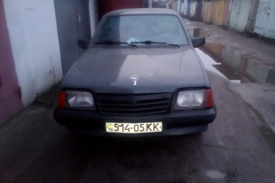 Продам Opel Ascona 1987 года в г. Радомышль, Житомирская область