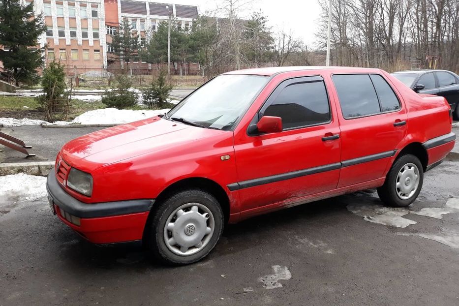 Продам Volkswagen Vento 1997 года в Львове