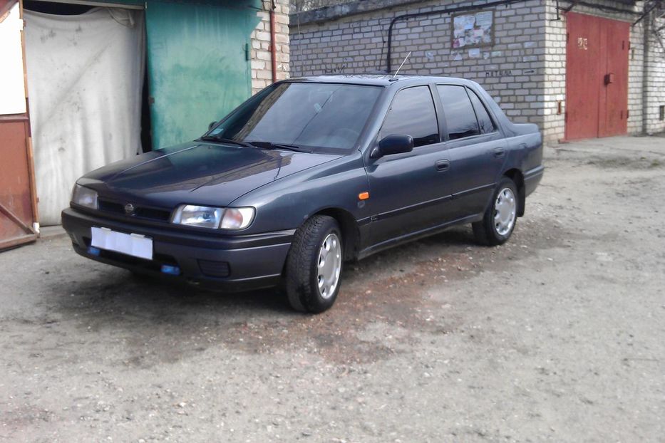 Продам Nissan Sunny седан 1993 года в Николаеве