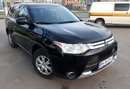 Продам Mitsubishi Outlander 2014 года в Одессе