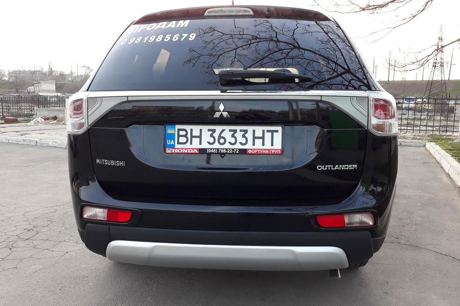 Продам Mitsubishi Outlander 2014 года в Одессе