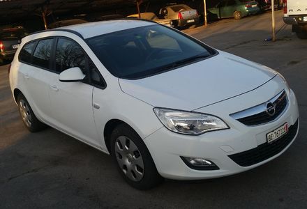 Продам Opel Astra J Sport tourer 2012 года в Херсоне