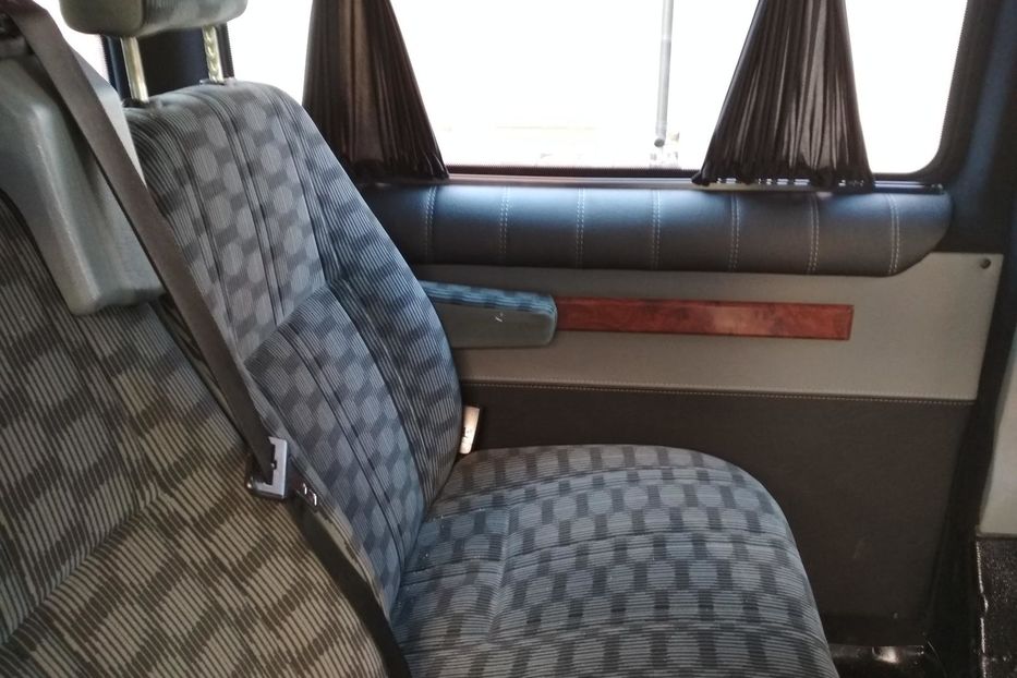 Продам Ford Transit пасс. пассажир-9мест 2008 года в Ровно