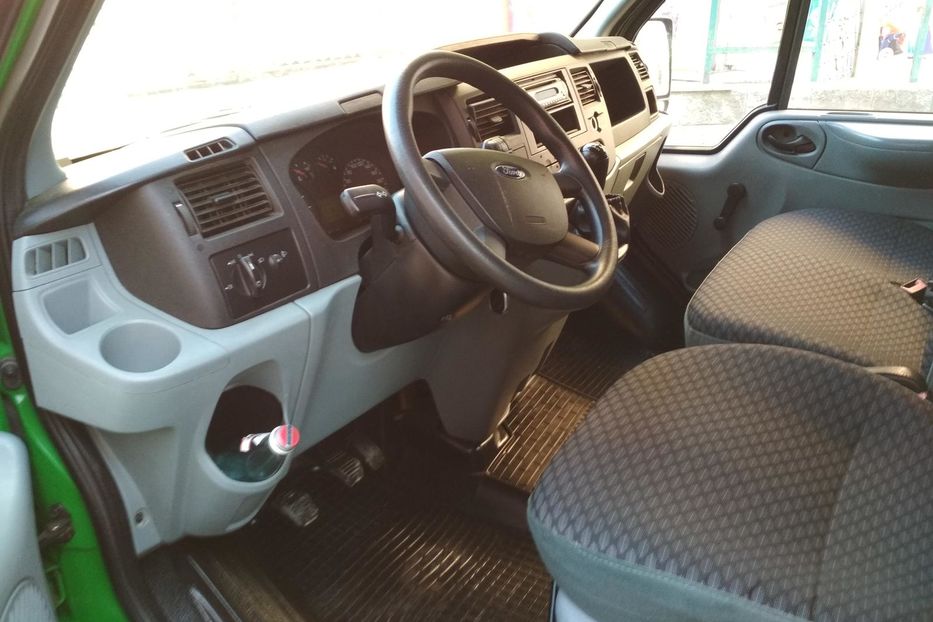 Продам Ford Transit пасс. пассажир-9мест 2008 года в Ровно