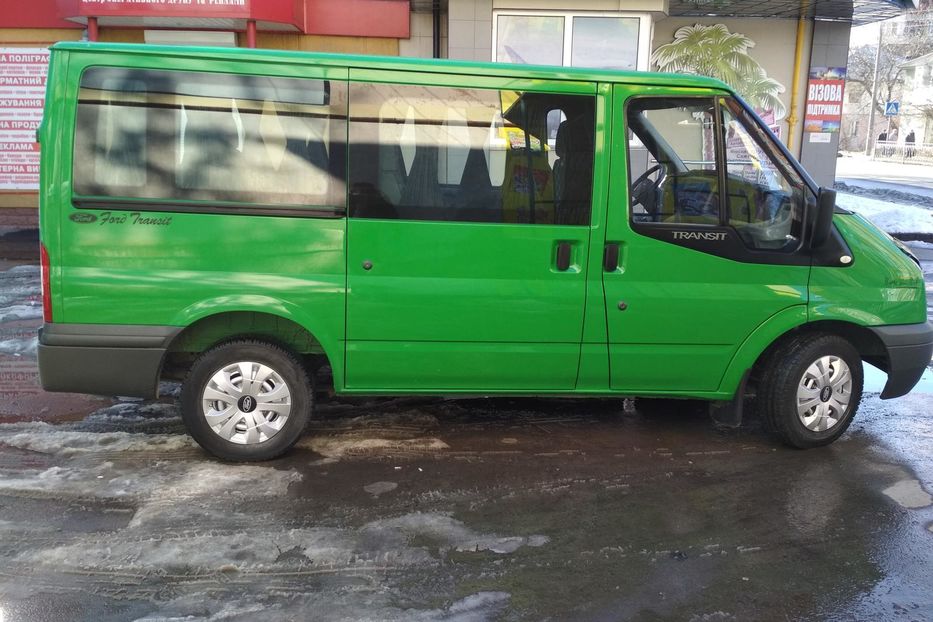 Продам Ford Transit пасс. пассажир-9мест 2008 года в Ровно