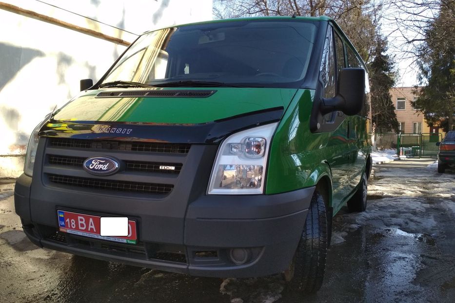 Продам Ford Transit пасс. пассажир-9мест 2008 года в Ровно