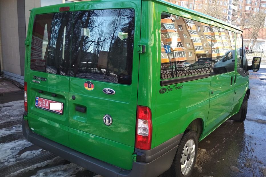 Продам Ford Transit пасс. пассажир-9мест 2008 года в Ровно