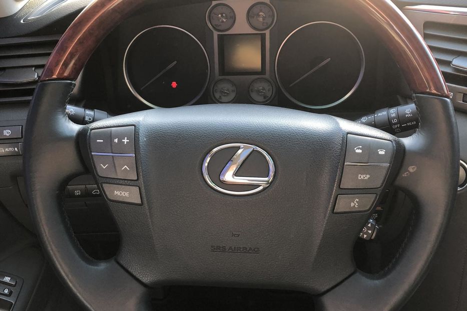 Продам Lexus LX 570 Luxury  2008 года в Львове