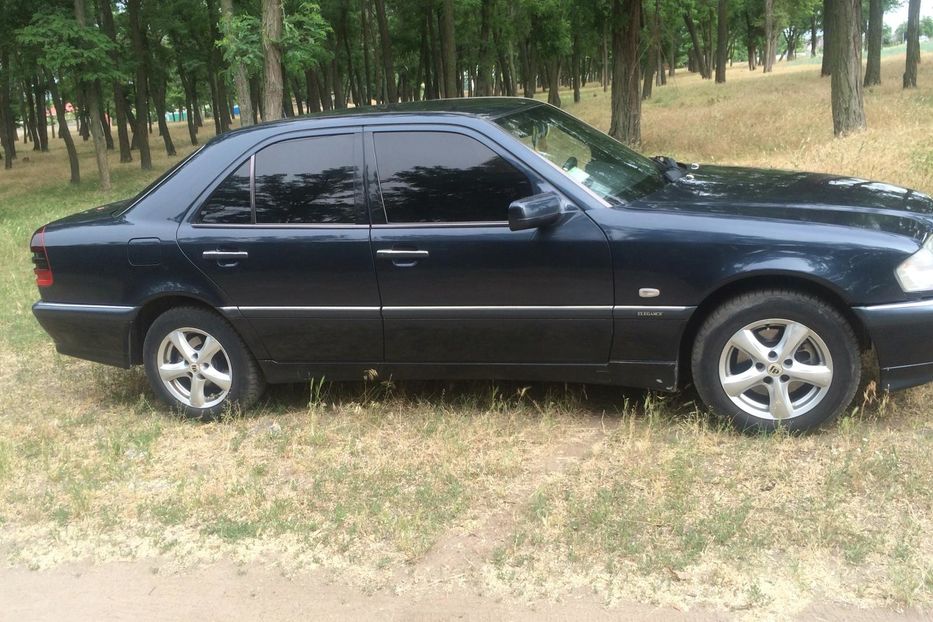 Продам Mercedes-Benz C-Class 280 1998 года в Николаеве