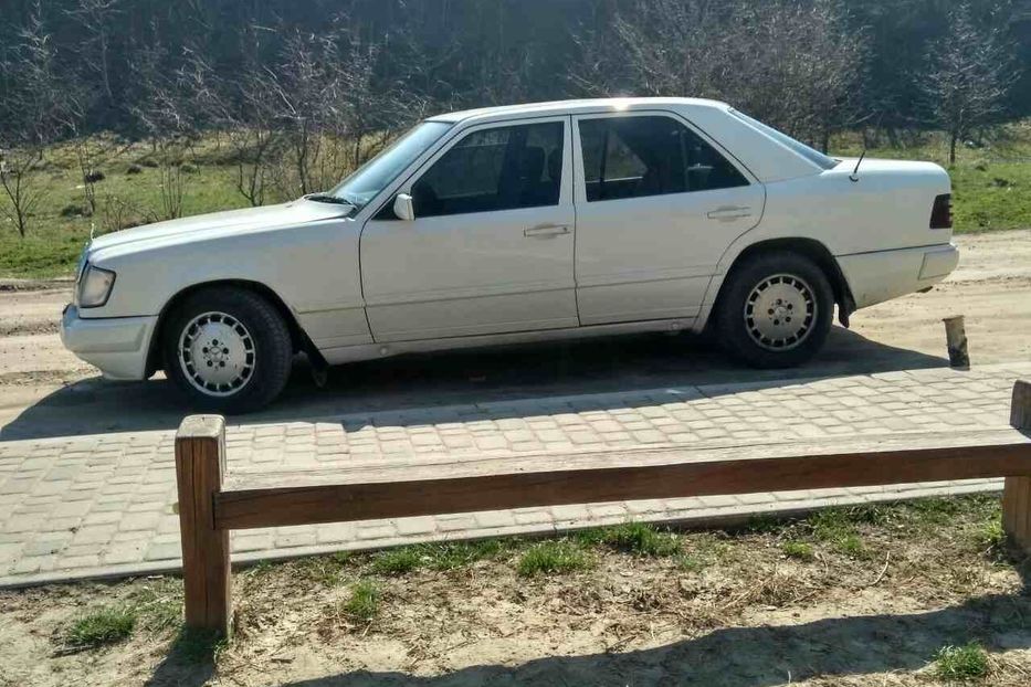 Продам Mercedes-Benz E-Class 1987 года в Львове