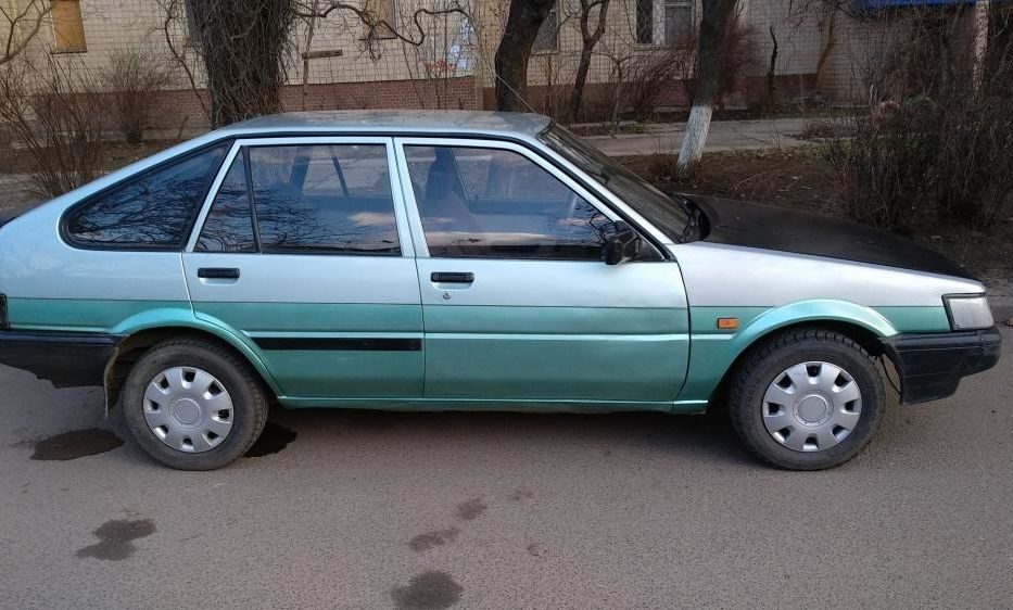 Продам Toyota Corolla E80 1987 года в Одессе