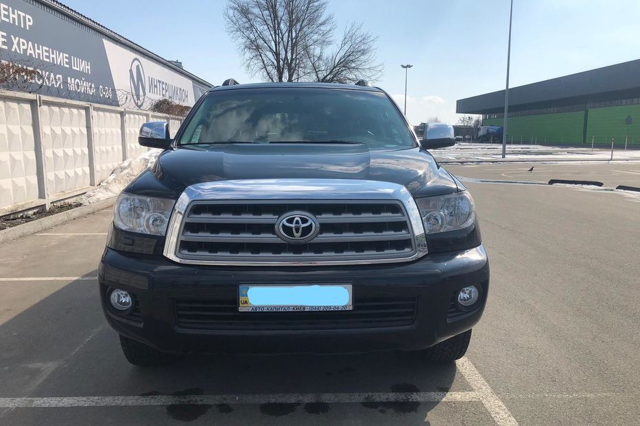 Продам Toyota Sequoia 2008 года в Киеве